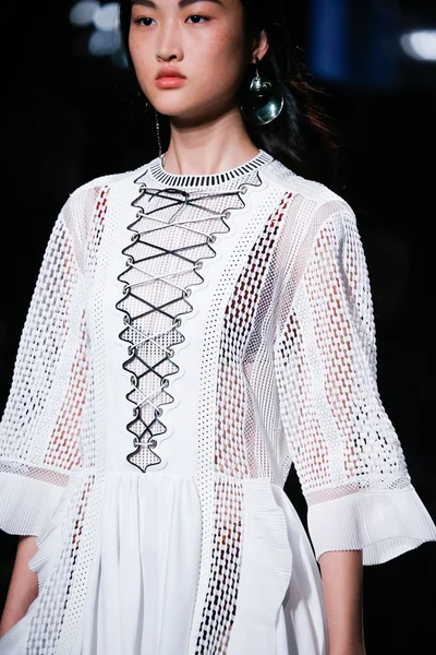 Look 53